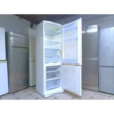 Холодильник . На гарантии фото 2