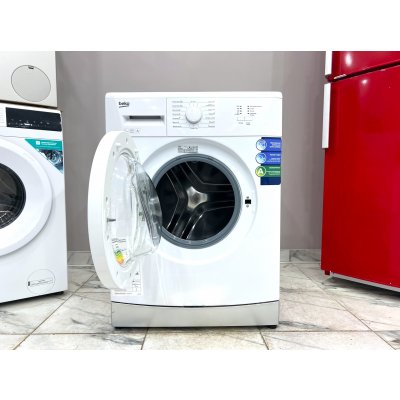 Стиральная машина Beko. На гарантии