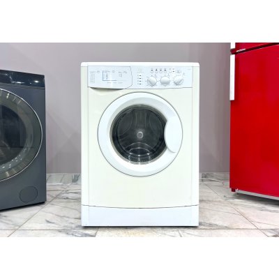 Стиральная машина Indesit. На гарантии. фото 1