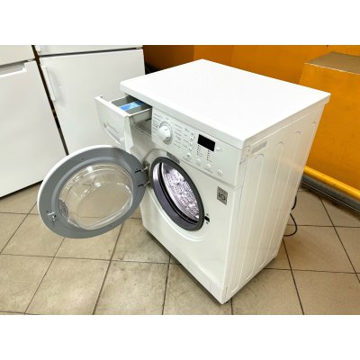 Стиральная машина Direct Drive. На гарантии