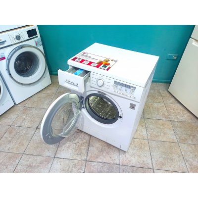 Стиральная машина Direct Drive. На гарантии
