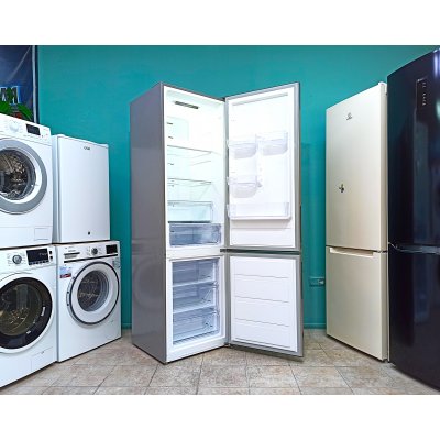Холодильник No Frost. На гарантии