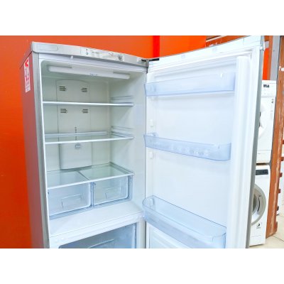 Холодильник Indesit. На гарантии фото 3