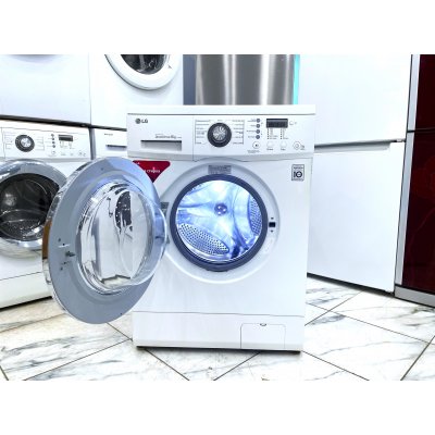 Стиральная машина Direct Drive. На гарантии