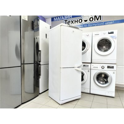 Холодильник Indesit. На гарантии.